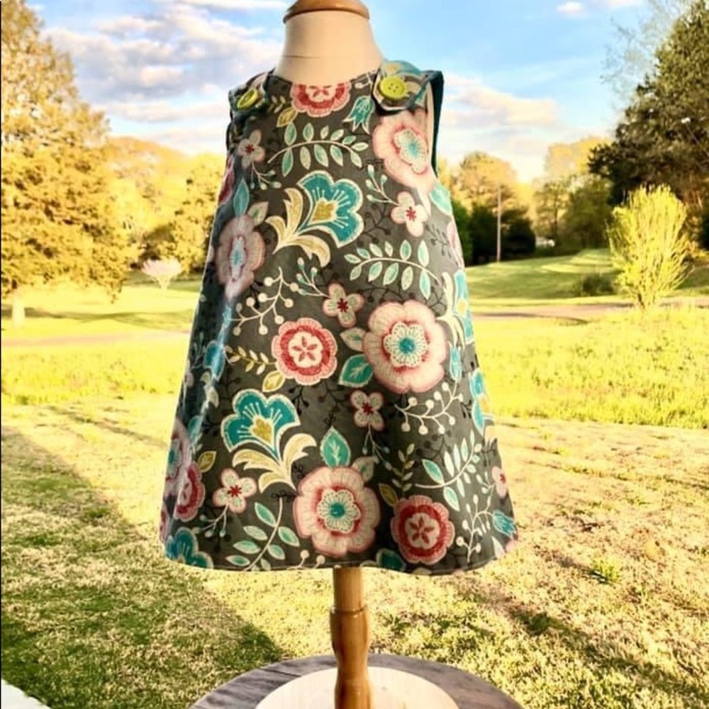 Little girls dress